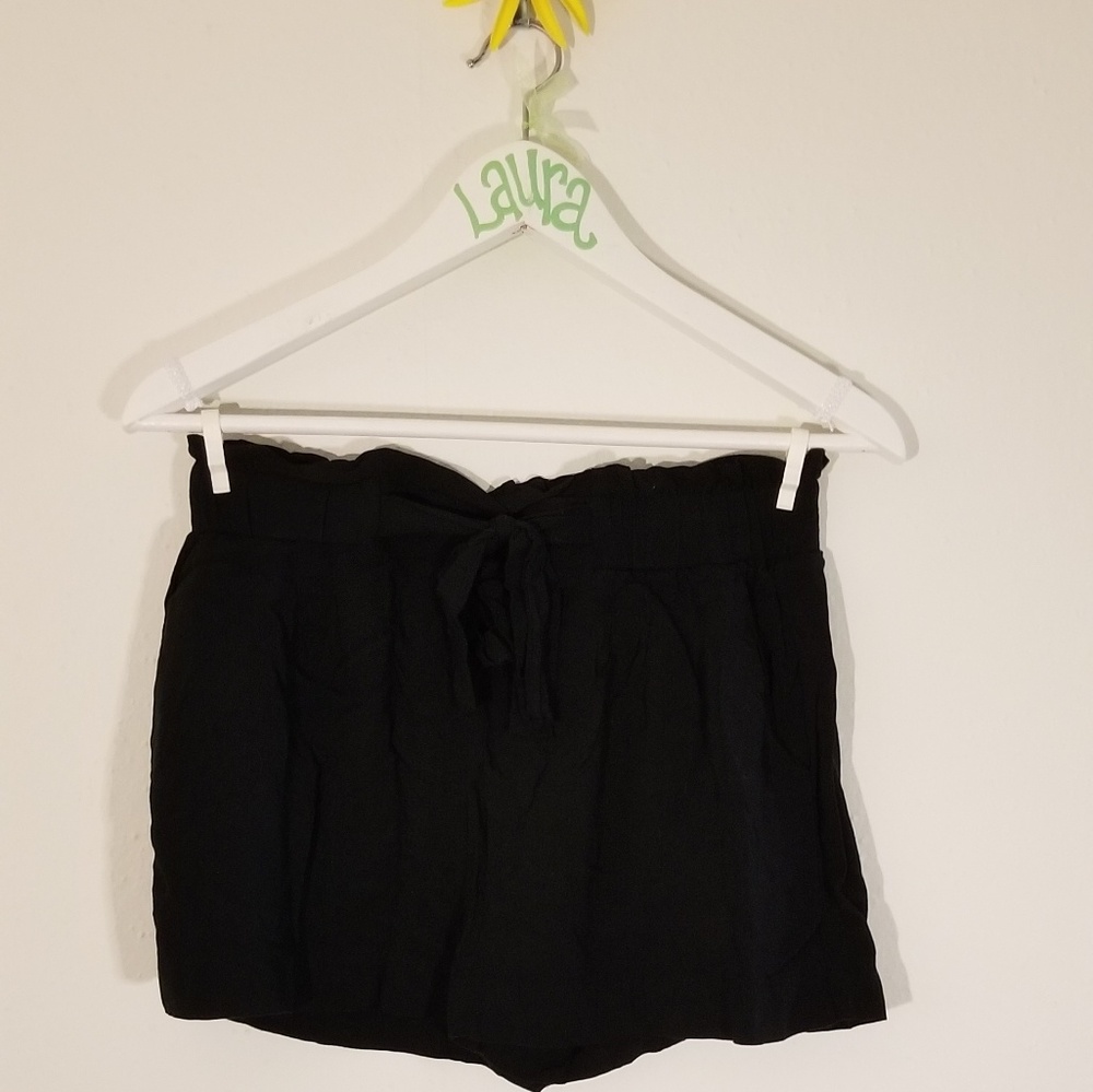 Forever 21 | Lightweight Paperbag Waist Shorts